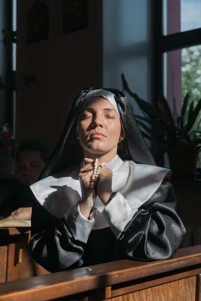 Praying Nun Dream Meaning 