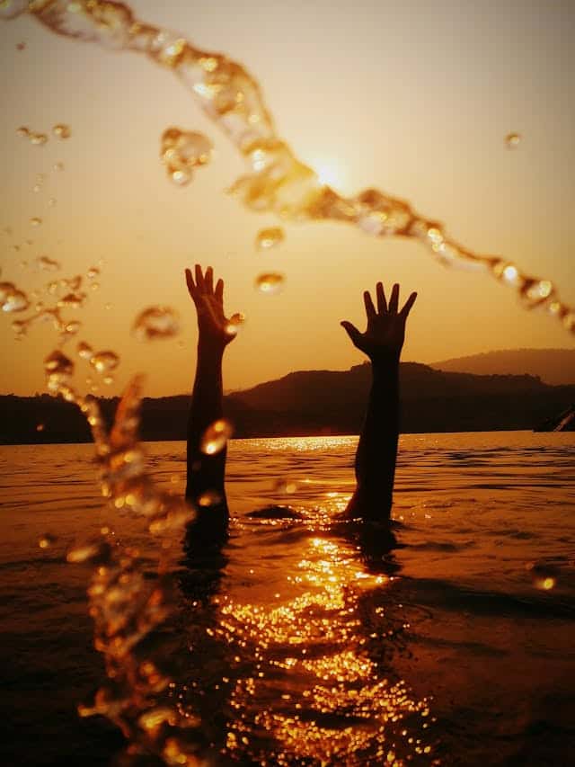 Drowning in Water Dream Meaning