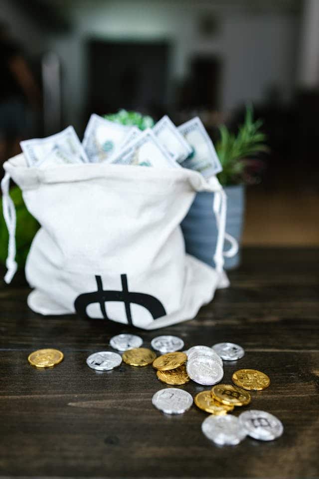 Lots of Coins Dream Meaning