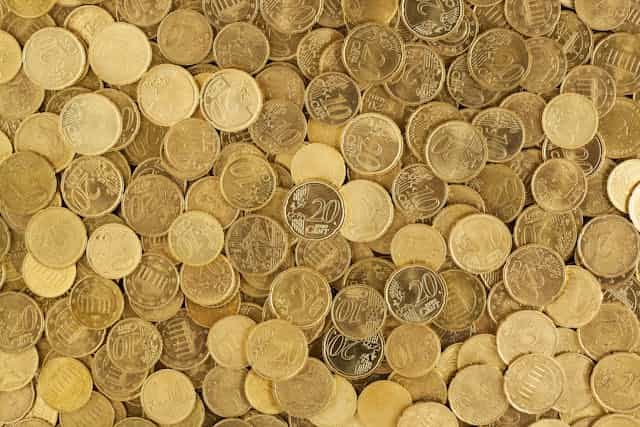 Picking up Gold Coins Dream Meaning