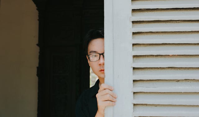 Running And Hiding Dream Meaning