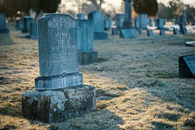 Tombstone Dream Meaning